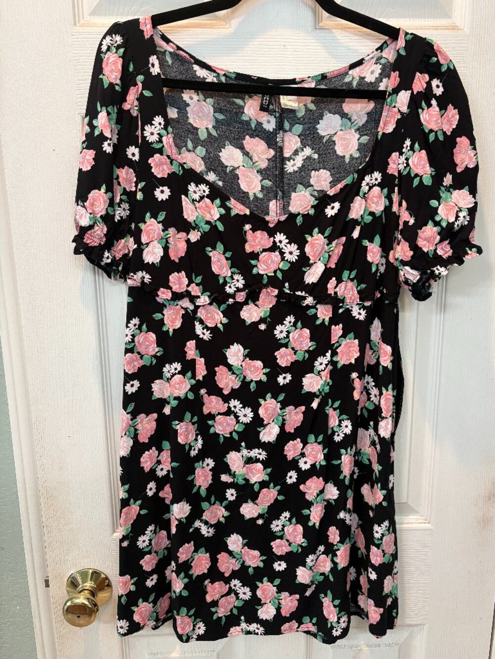 H&M Divided Black Pink Floral Milkmaid Mini Dress Puff Sleeve Side Zip Size L